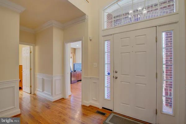 $1,125,000 | 7690 Oak Field Court, Springfield, VA 22153