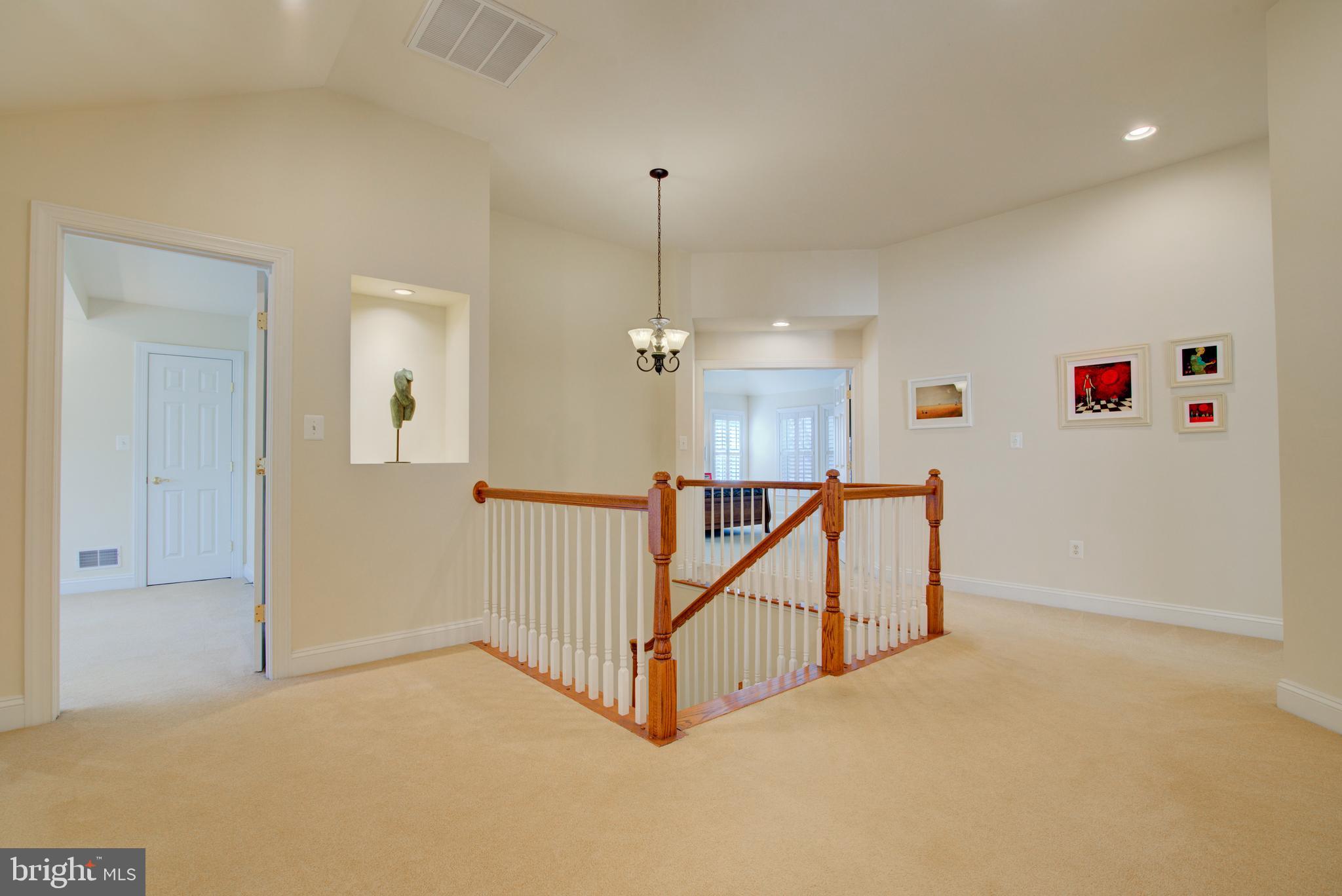 7690 Oak Field Court Springfield, VA 22153 - Photo 23 of 55 Upper Landing w/ Custom Alcoves