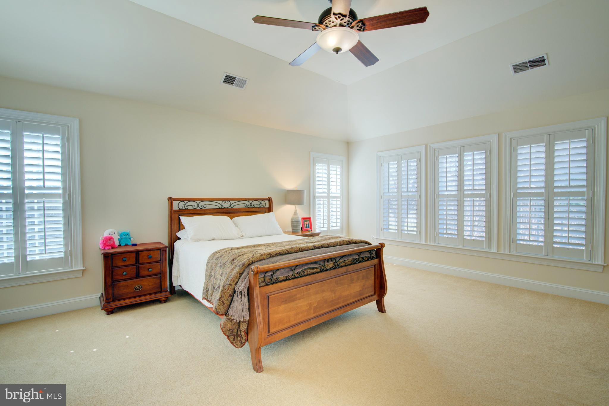 7690 Oak Field Court Springfield, VA 22153 - Photo 24 of 55 Primary Suite