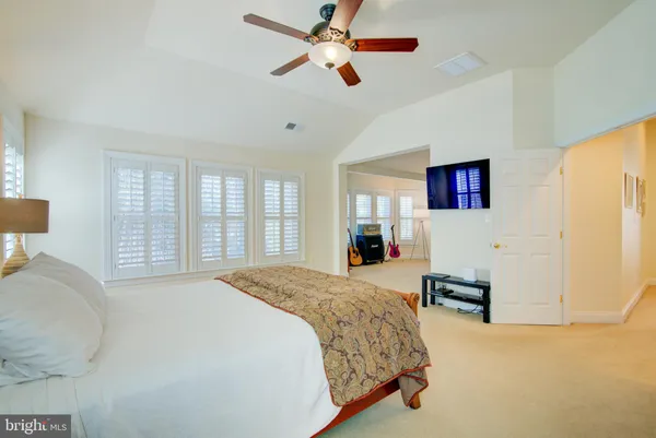 $1,125,000 | 7690 Oak Field Court, Springfield, VA 22153