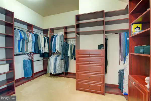 $1,125,000 | 7690 Oak Field Court, Springfield, VA 22153