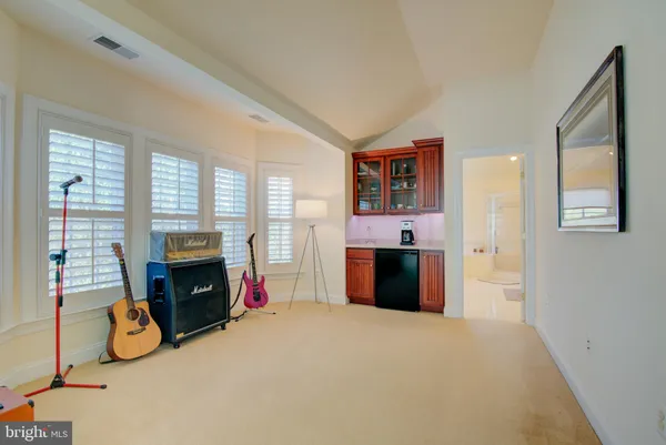 $1,125,000 | 7690 Oak Field Court, Springfield, VA 22153