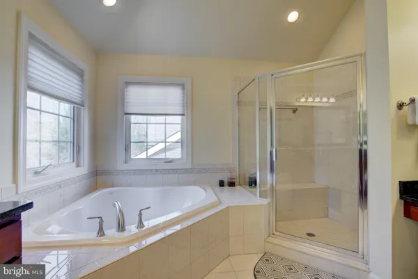 $1,125,000 | 7690 Oak Field Court, Springfield, VA 22153