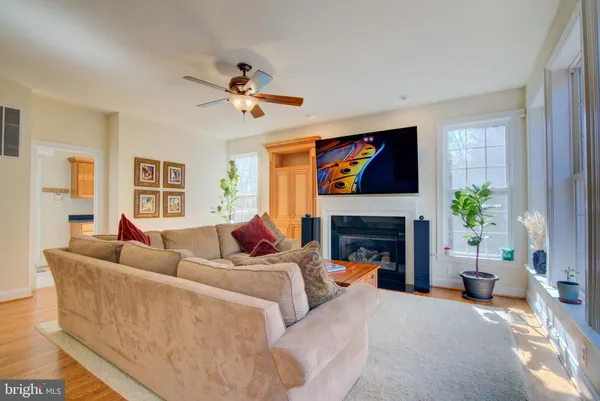 $1,125,000 | 7690 Oak Field Court, Springfield, VA 22153