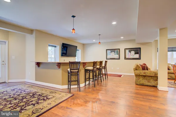 $1,125,000 | 7690 Oak Field Court, Springfield, VA 22153