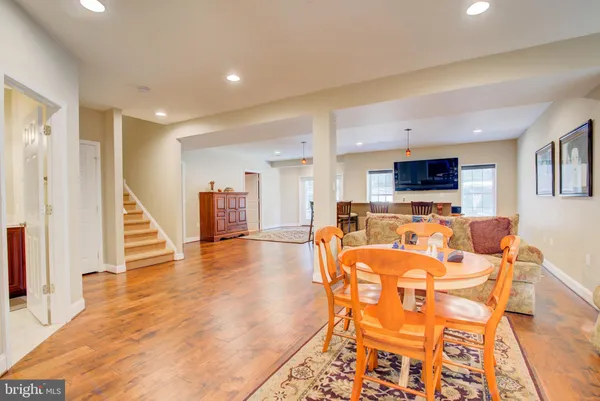 $1,125,000 | 7690 Oak Field Court, Springfield, VA 22153