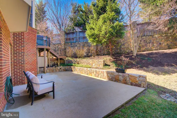 $1,125,000 | 7690 Oak Field Court, Springfield, VA 22153