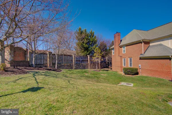 $1,125,000 | 7690 Oak Field Court, Springfield, VA 22153