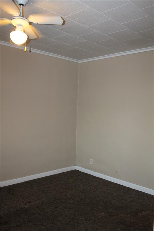 751 Freeport Road Creighton, PA 15030 - Photo 5 of 20 Living Room