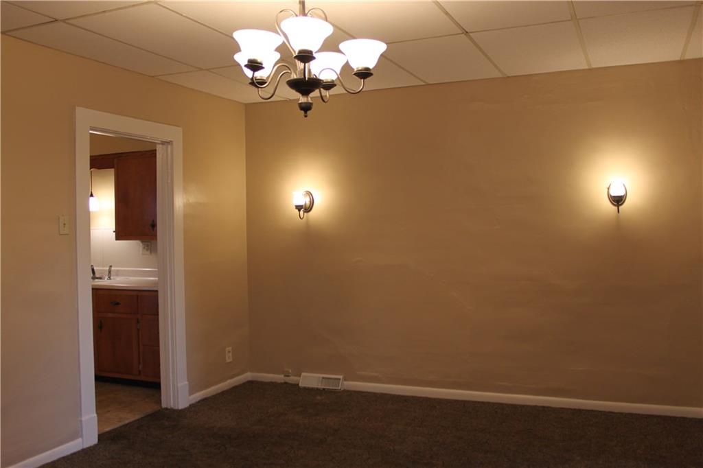 751 Freeport Road Creighton, PA 15030 - Photo 6 of 20 Dining Room