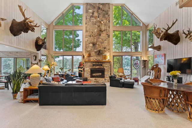 $8,250,000 | 100 West Adams Road, St. Louis, MI 48880