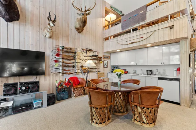 $8,250,000 | 100 West Adams Road, St. Louis, MI 48880