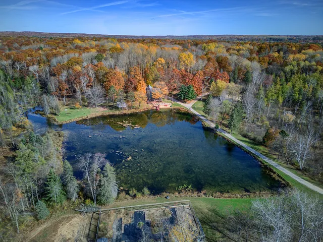 $8,250,000 | 100 West Adams Road, St. Louis, MI 48880