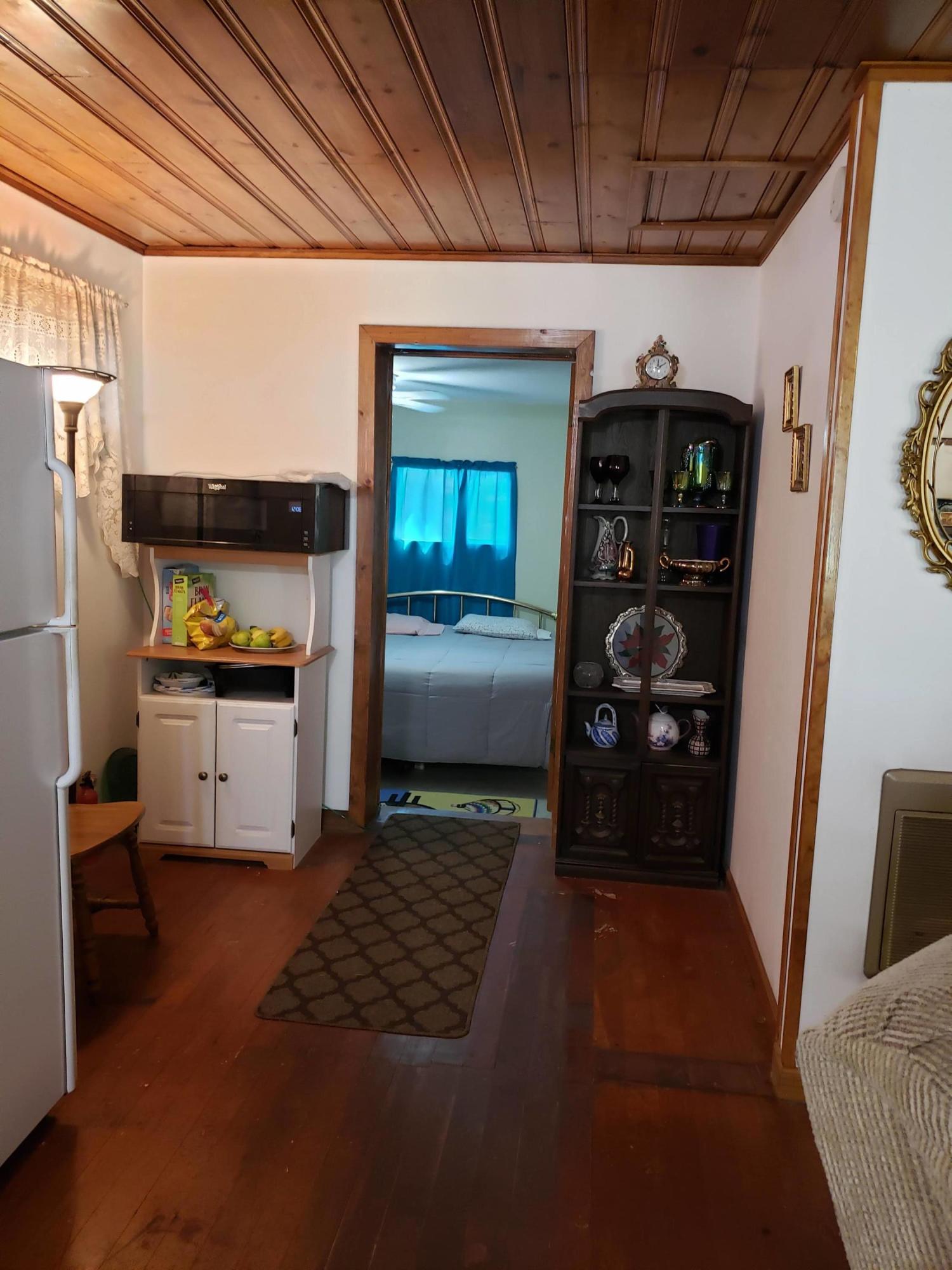 203 South Kodz Road Payson, AZ 85541 - Photo 5 of 15 a kitchen with stainless steel appliances a refrigerator and a stove
