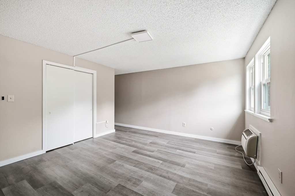 80 Damon Road, Unit 4302 Northampton, MA 01060 - Photo 18 of 25