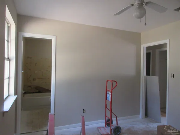 $1,600 | 4300 Santa Villa Drive, Pace, FL 32571