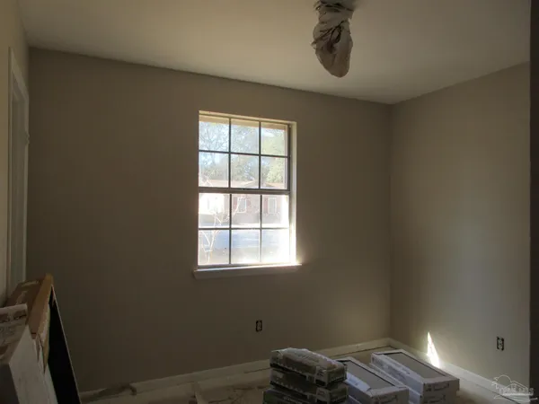 $1,600 | 4300 Santa Villa Drive, Pace, FL 32571