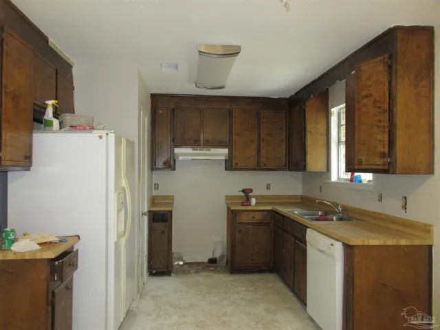 $1,600 | 4300 Santa Villa Drive, Pace, FL 32571