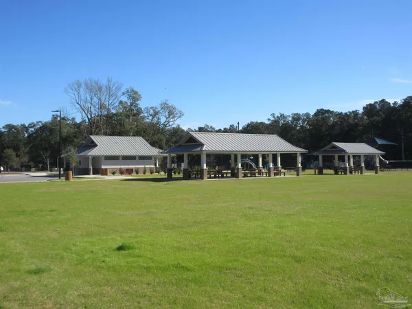 $1,600 | 4300 Santa Villa Drive, Pace, FL 32571
