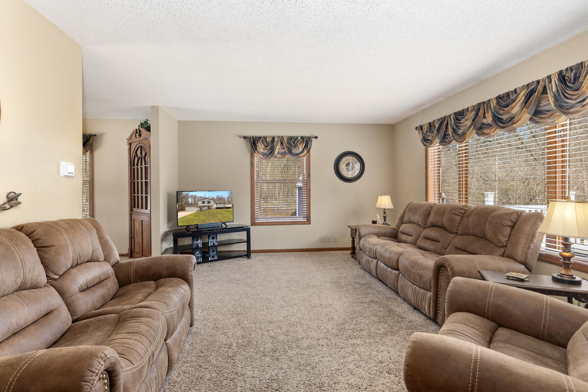2902 63rd Street Fennville, MI 49408 - Photo 17 of 52 2902-63rd_006