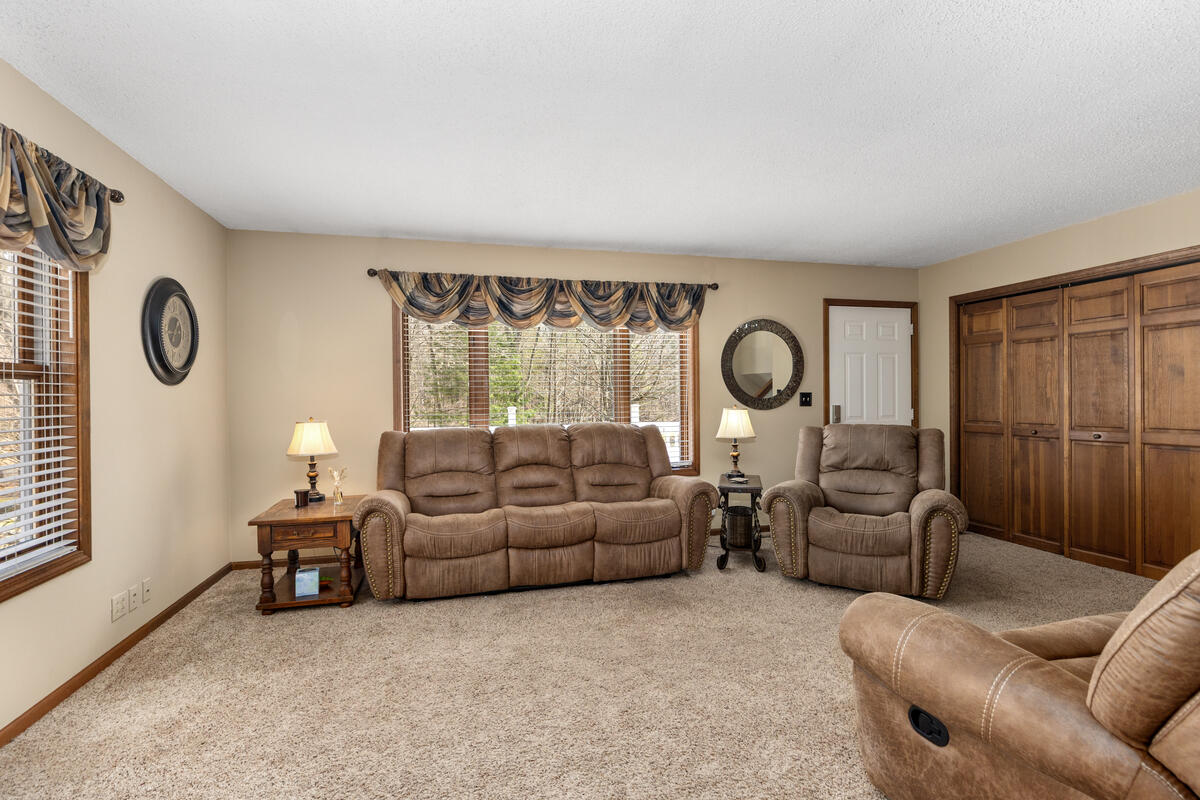 2902 63rd Street Fennville, MI 49408 - Photo 18 of 52 2902-63rd_007