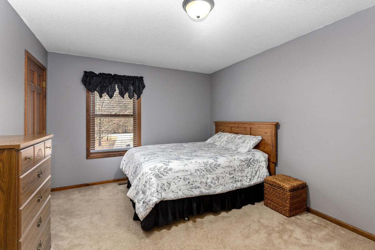 2902 63rd Street Fennville, MI 49408 - Photo 27 of 52 2902-63rd_015