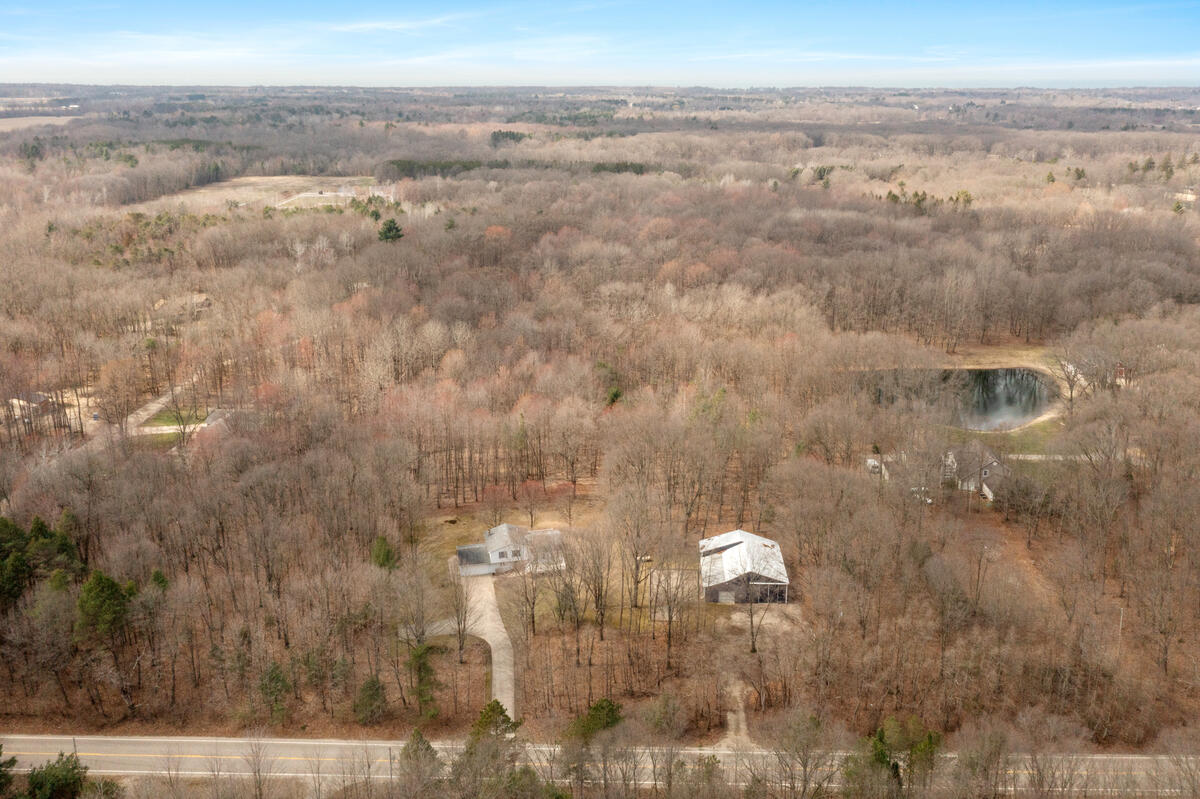 2902 63rd Street Fennville, MI 49408 - Photo 40 of 52 2902-63rd_203