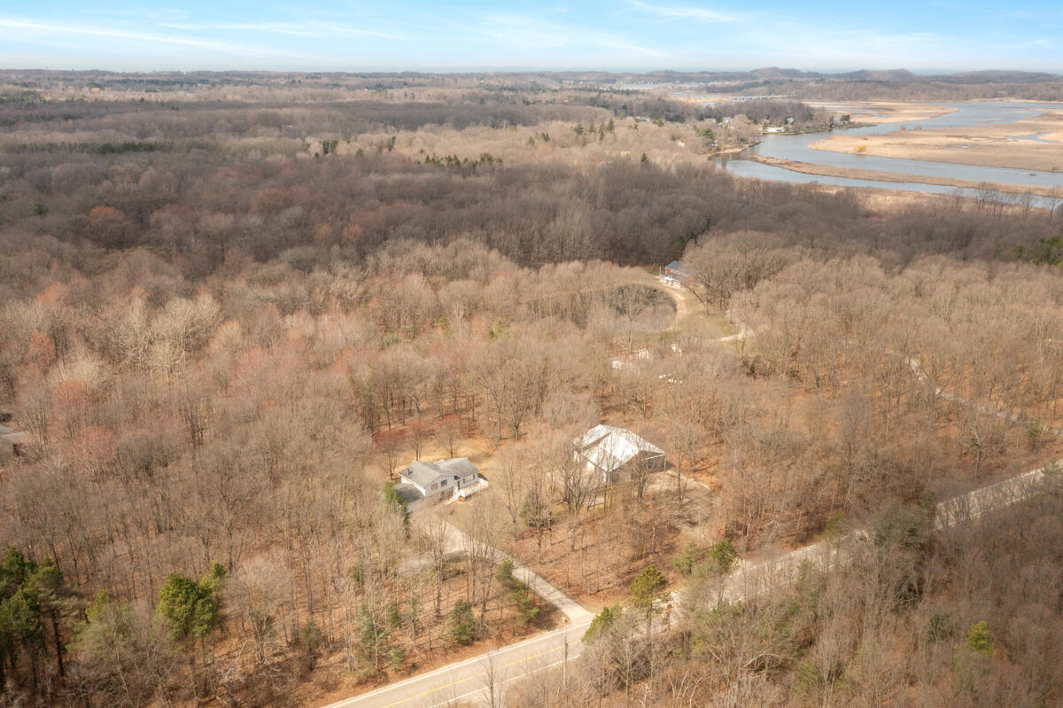 2902 63rd Street Fennville, MI 49408 - Photo 41 of 52 2902-63rd_204