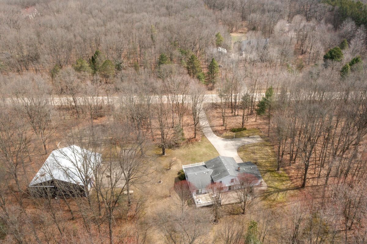 2902 63rd Street Fennville, MI 49408 - Photo 43 of 52 2902-63rd_206