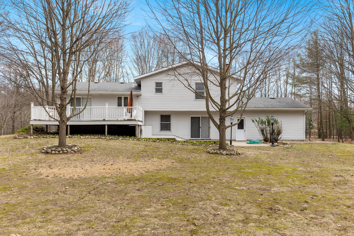 2902 63rd Street Fennville, MI 49408 - Photo 6 of 52 2902-63rd_027