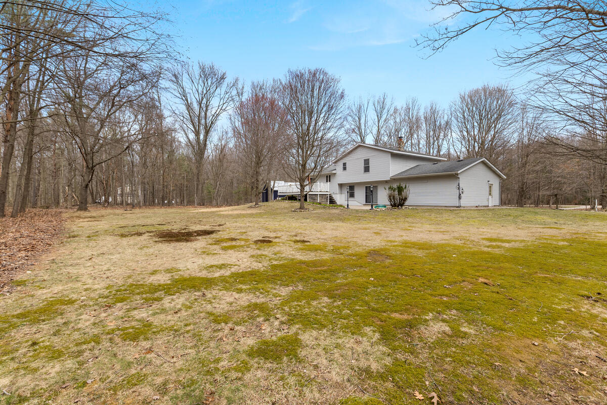 2902 63rd Street Fennville, MI 49408 - Photo 7 of 52 2902-63rd_026