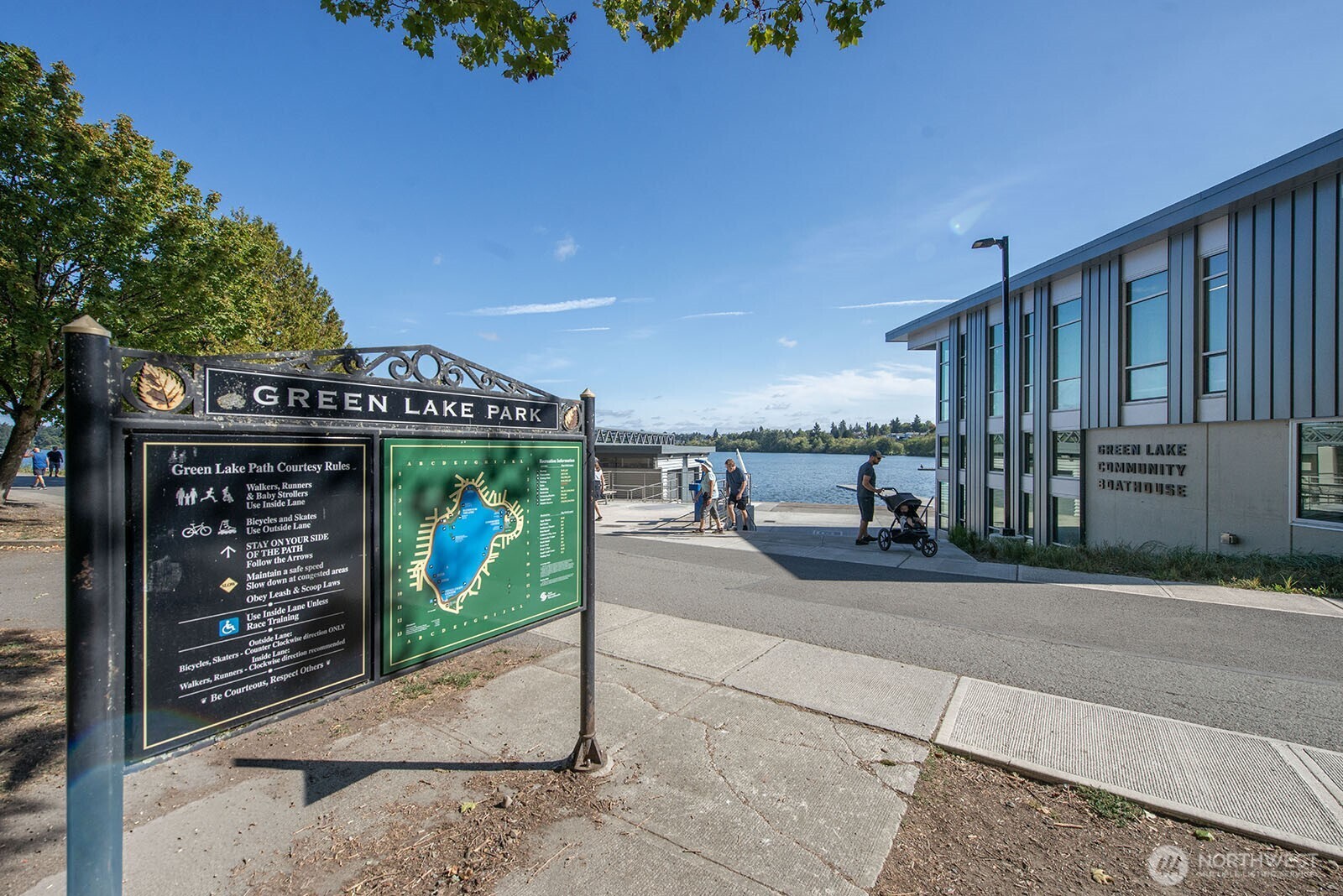 4915 Linden Avenue North Seattle, WA 98103 - Photo 40 of 40