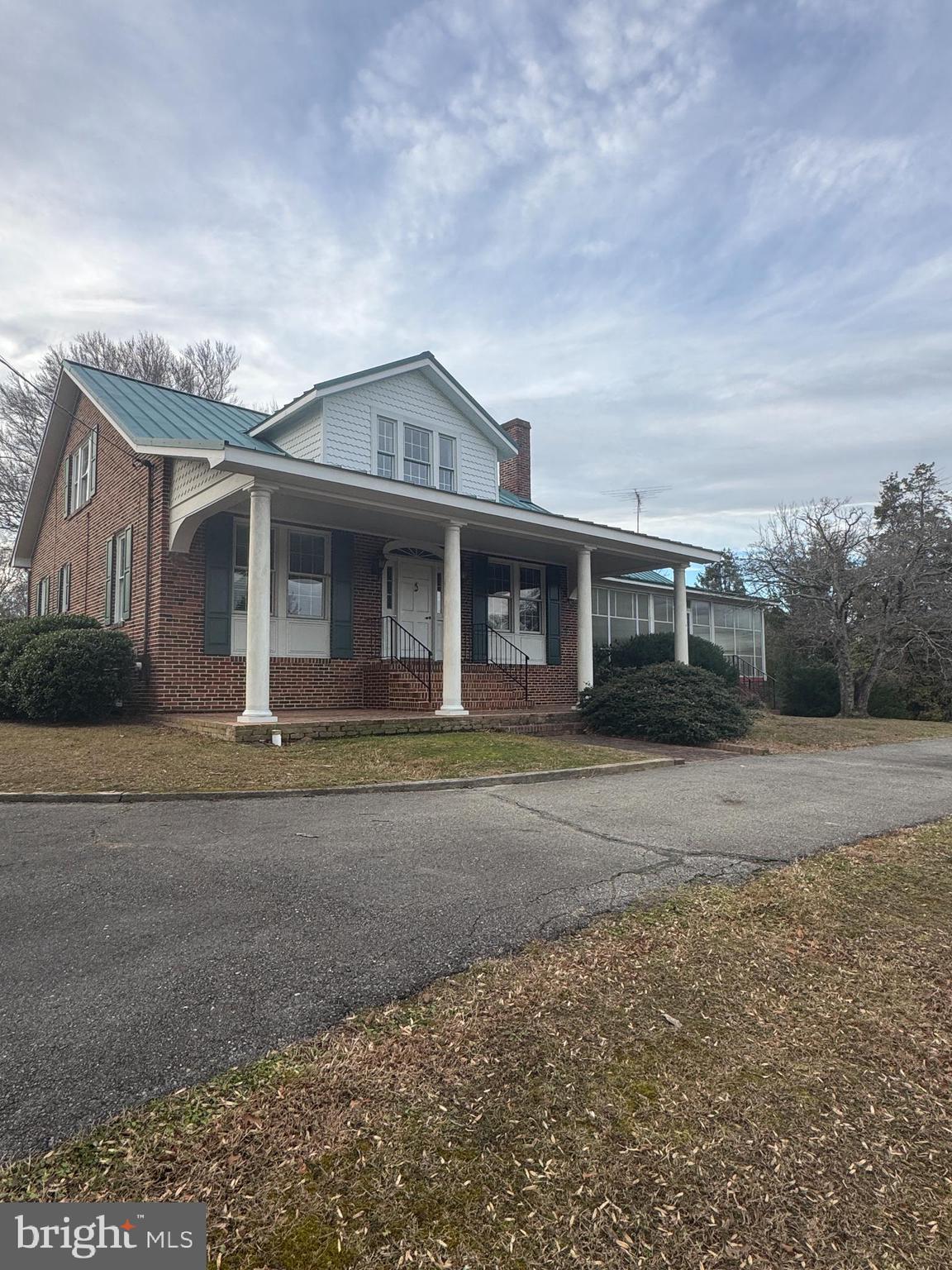 Front(Professional photos COMING SOON)