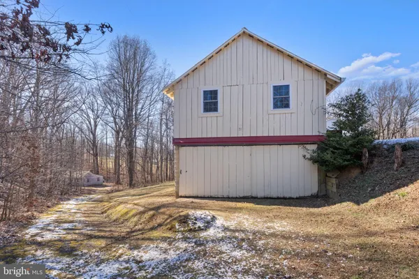 $899,000 | 9905 Croom Road, Upper Marlboro, MD 20772