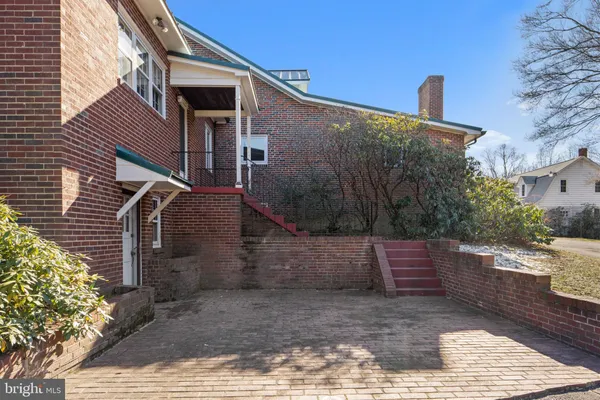 $899,000 | 9905 Croom Road, Upper Marlboro, MD 20772