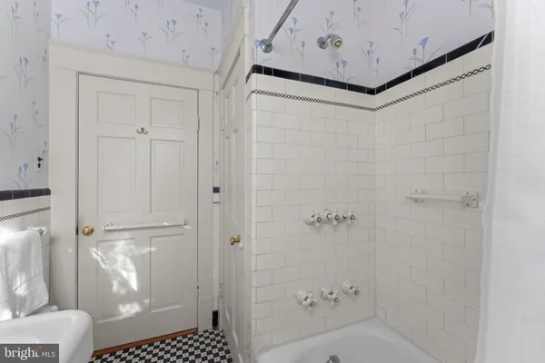 a view of a storage & utility room