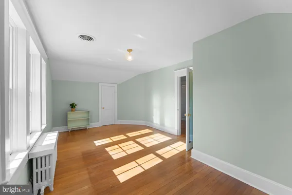 $899,000 | 9905 Croom Road, Upper Marlboro, MD 20772