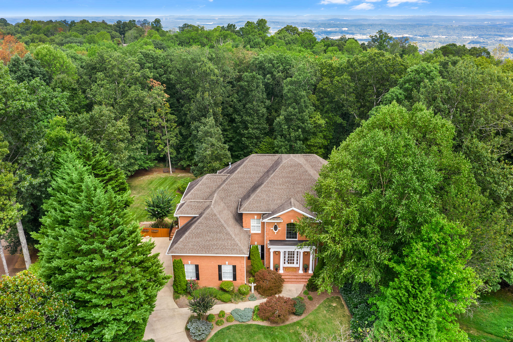 400 Gentlemens Ridge Signal Mountain, TN 37377 - Photo 54 of 73 400_Gentlemens_Ridge_0009