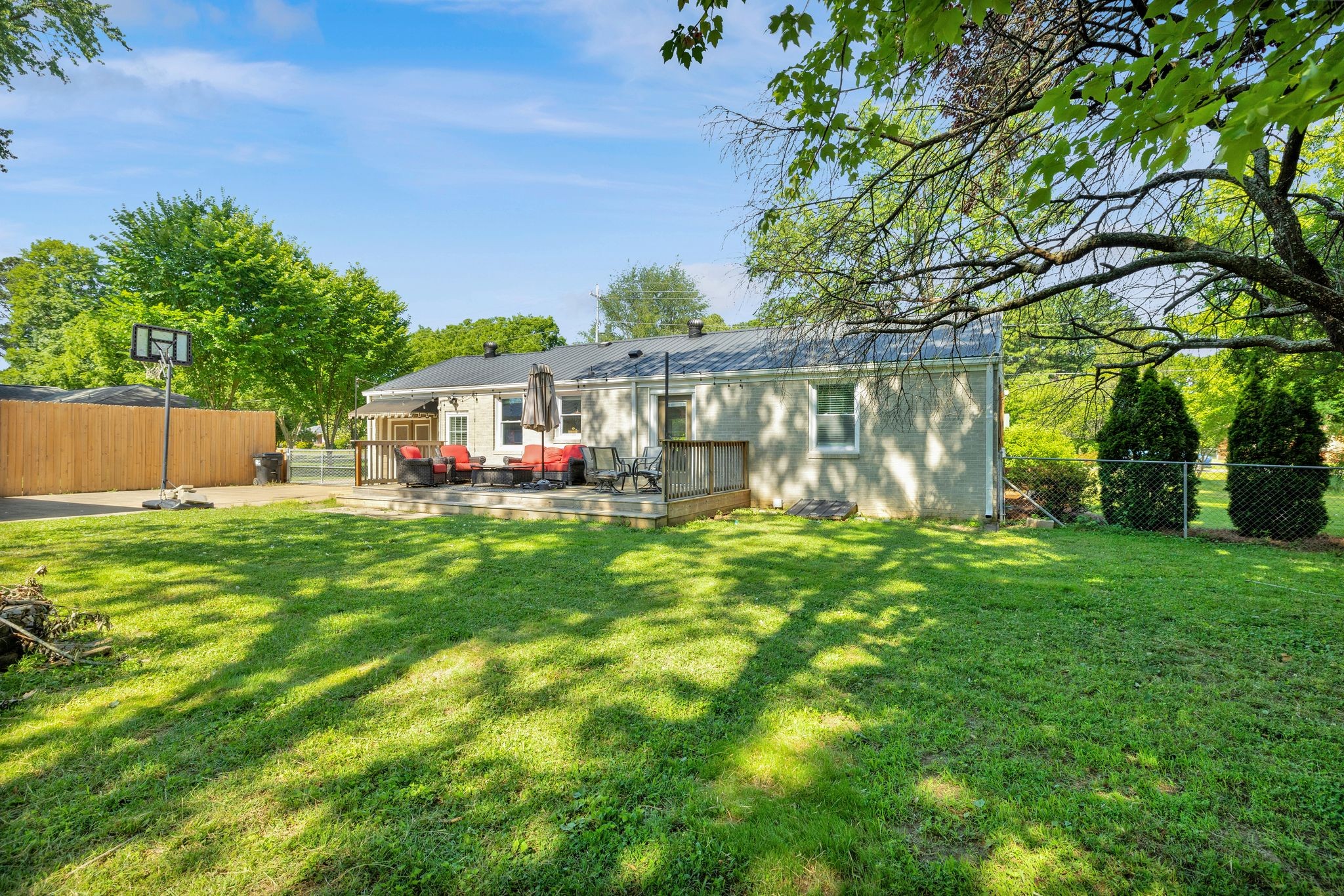 1610 Leaf Avenue Murfreesboro, TN 37130 - Photo 24 of 31 a front view of house with garden