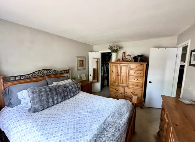 $245,000 | 22 Waterbury Lane, Unit N1, Schaumburg, IL 60193