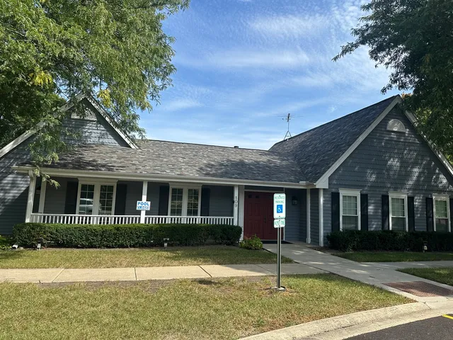 $245,000 | 22 Waterbury Lane, Unit N1, Schaumburg, IL 60193