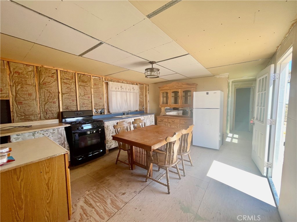 60607 Stearman Road Landers, CA 92285 - Photo 1 of 1 Gallery Image 1