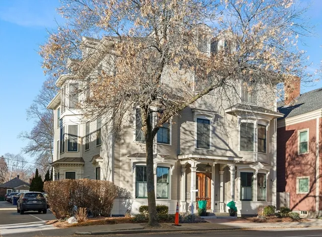 $639,900 | 17 North Street, Unit 2, Salem, MA 01970