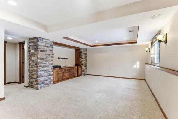 $720,000 | 17299 66th Place North, Maple Grove, MN 55311