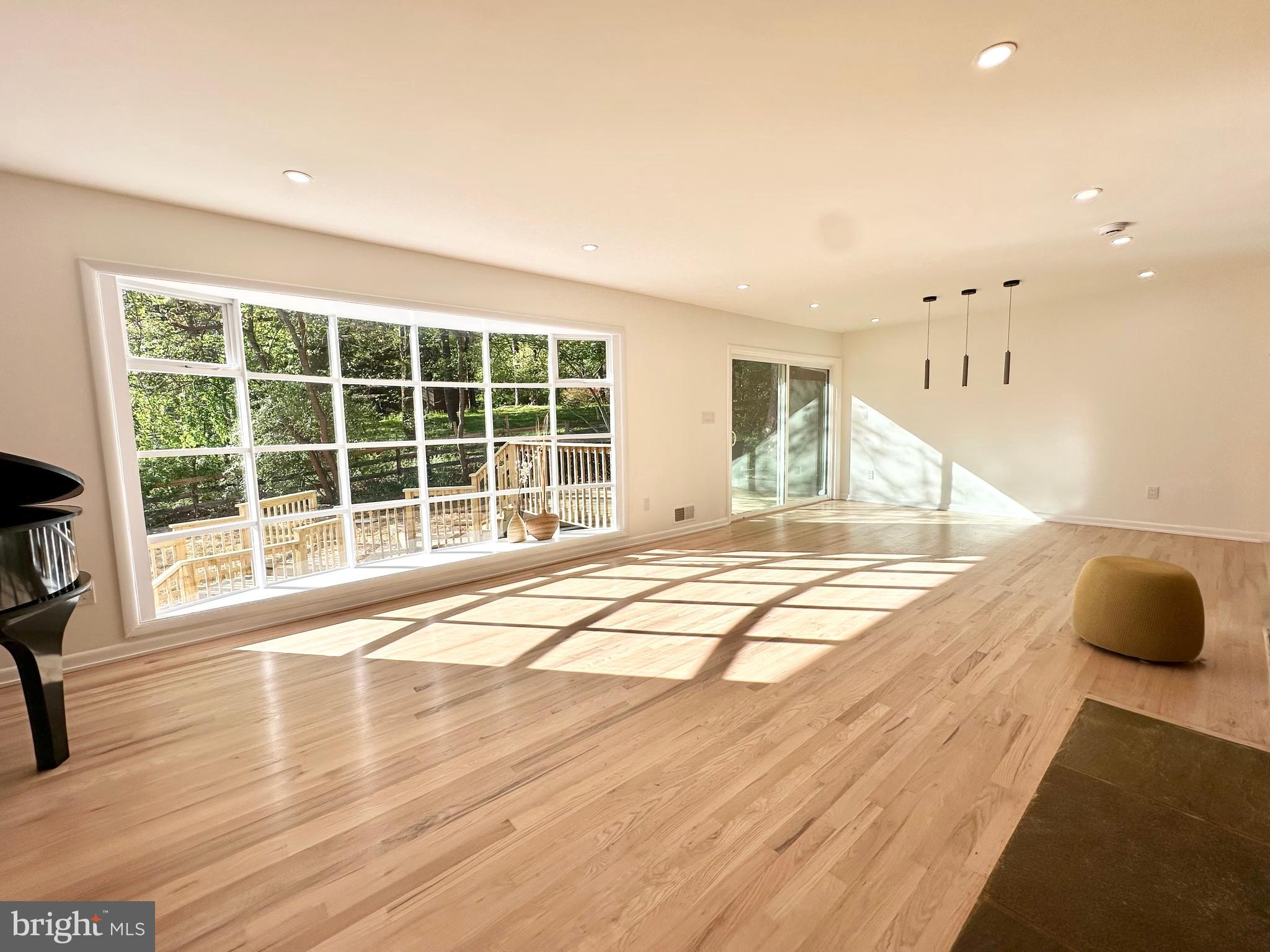 17821 Pond Road Ashton, MD 20861 - Photo 14 of 131