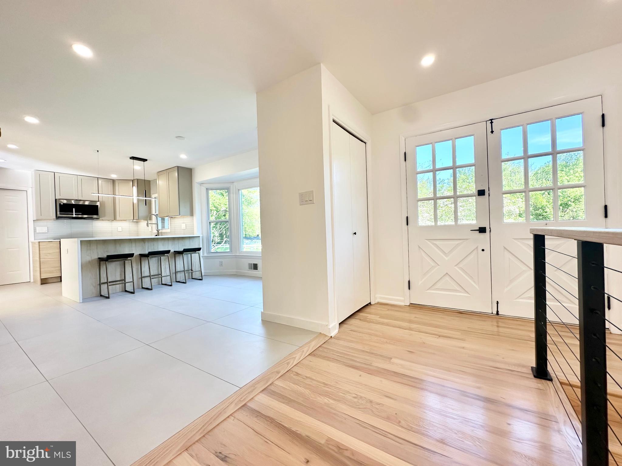 17821 Pond Road Ashton, MD 20861 - Photo 16 of 133