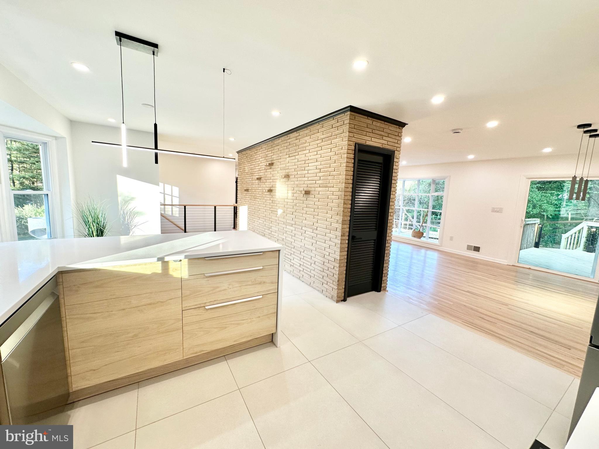 17821 Pond Road Ashton, MD 20861 - Photo 32 of 131