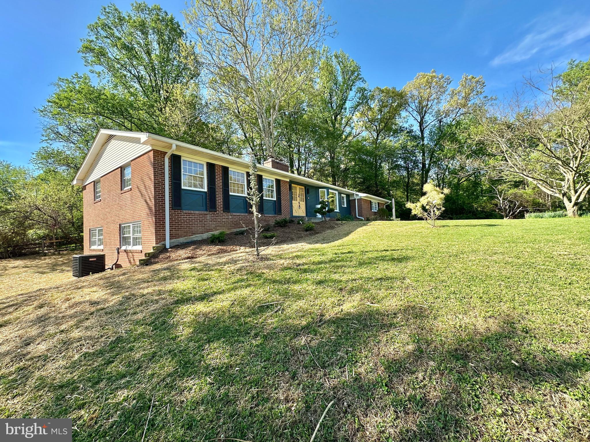 17821 Pond Road Ashton, MD 20861 - Photo 35 of 133