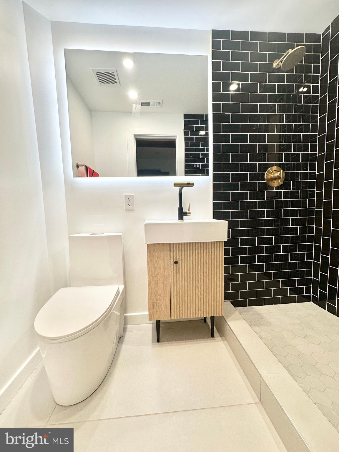 17821 Pond Road Ashton, MD 20861 - Photo 69 of 131