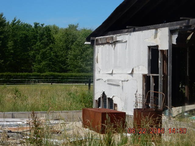 8391 Cox Road Windsor, OH 44099 - Photo 26 of 27 Gallery Image 26